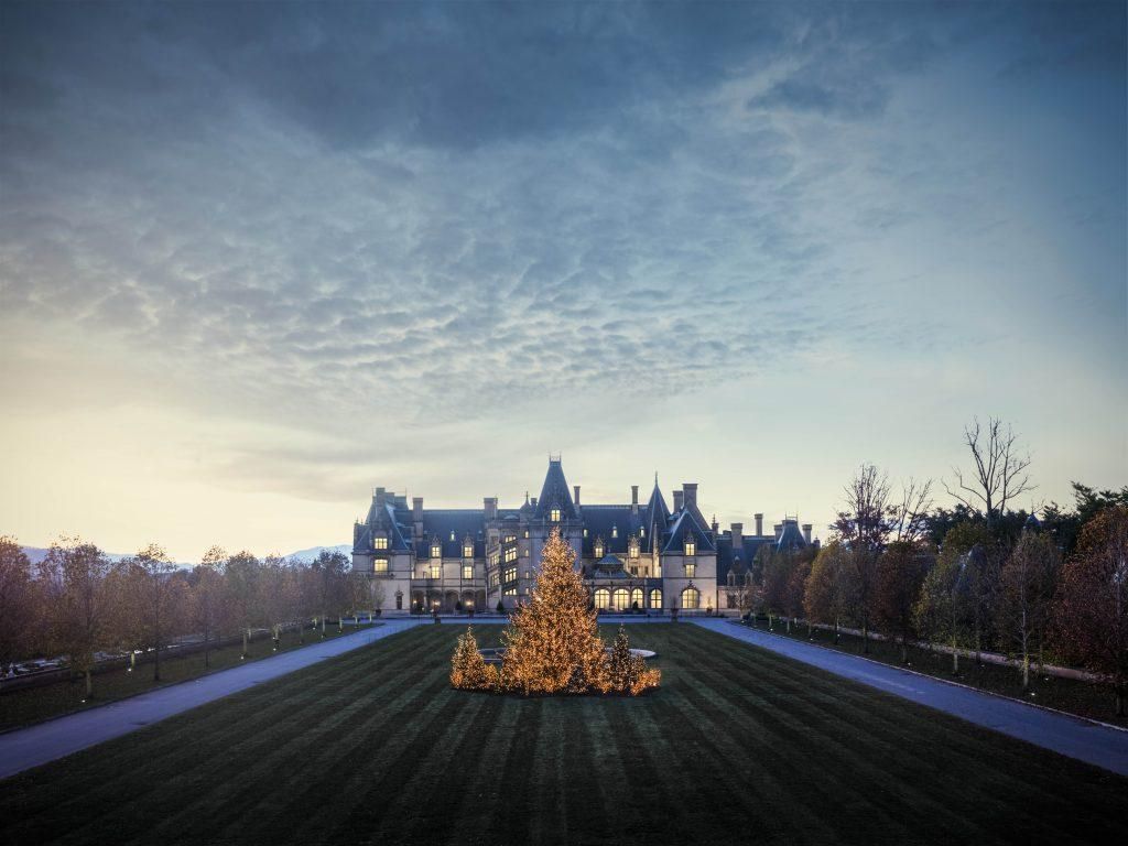 Christmas at Biltmore - Houses & Architecture Background Wallpapers on  Desktop Nexus (Image 1239715)