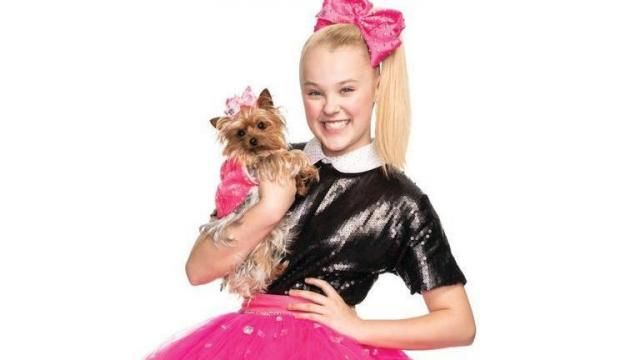 7 things to know about JoJo Siwa, the Nickelodeon star headed to