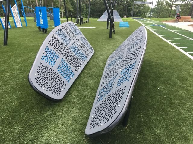 Panthers Play 60 challenge course and playground at Barwell Road Park