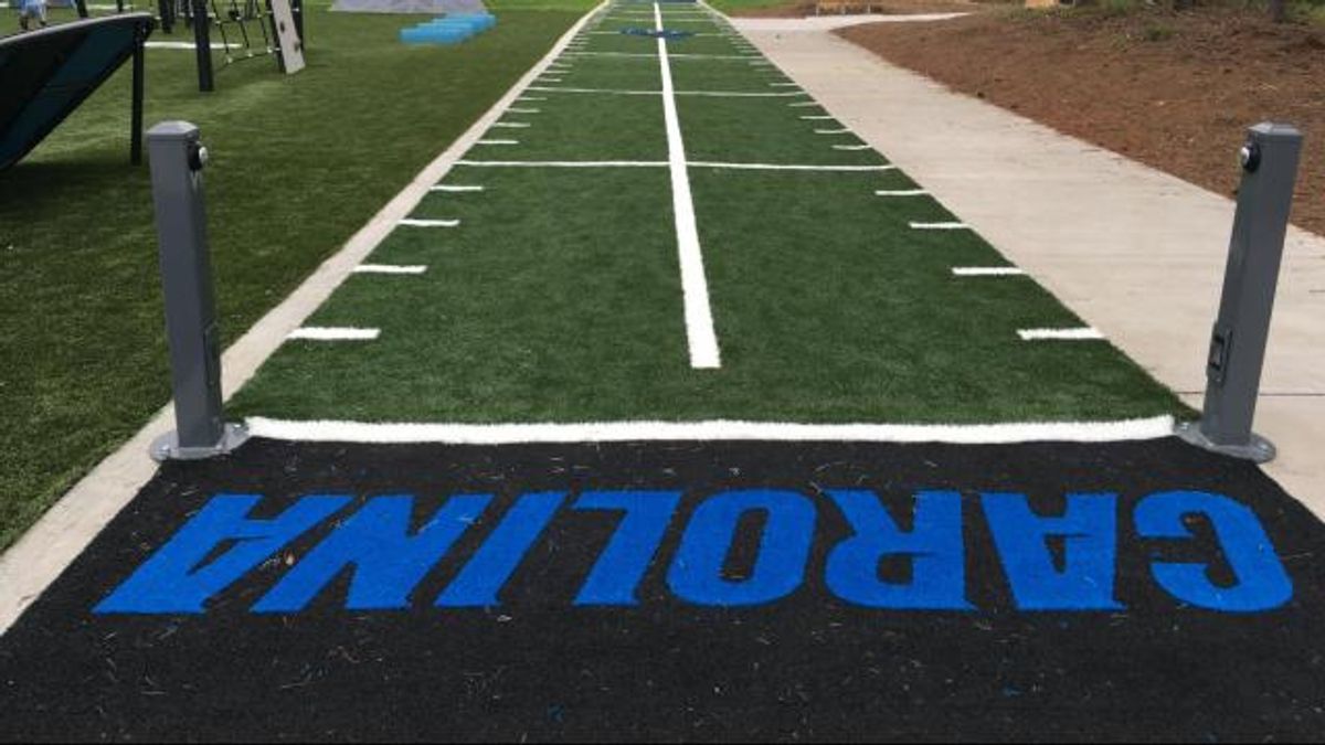 Panthers Play 60 challenge course and playground at Barwell Road Park