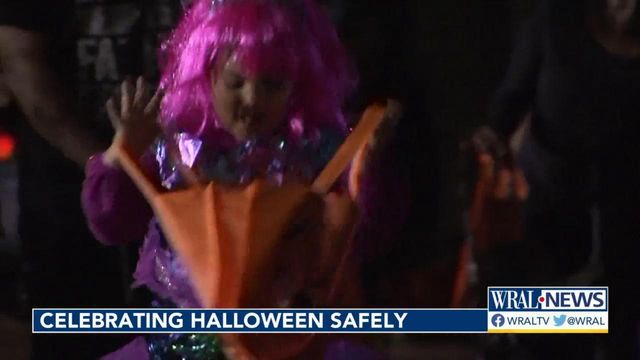 Despite children being unvaccinated, pediatricians say trick-or-treating is OK