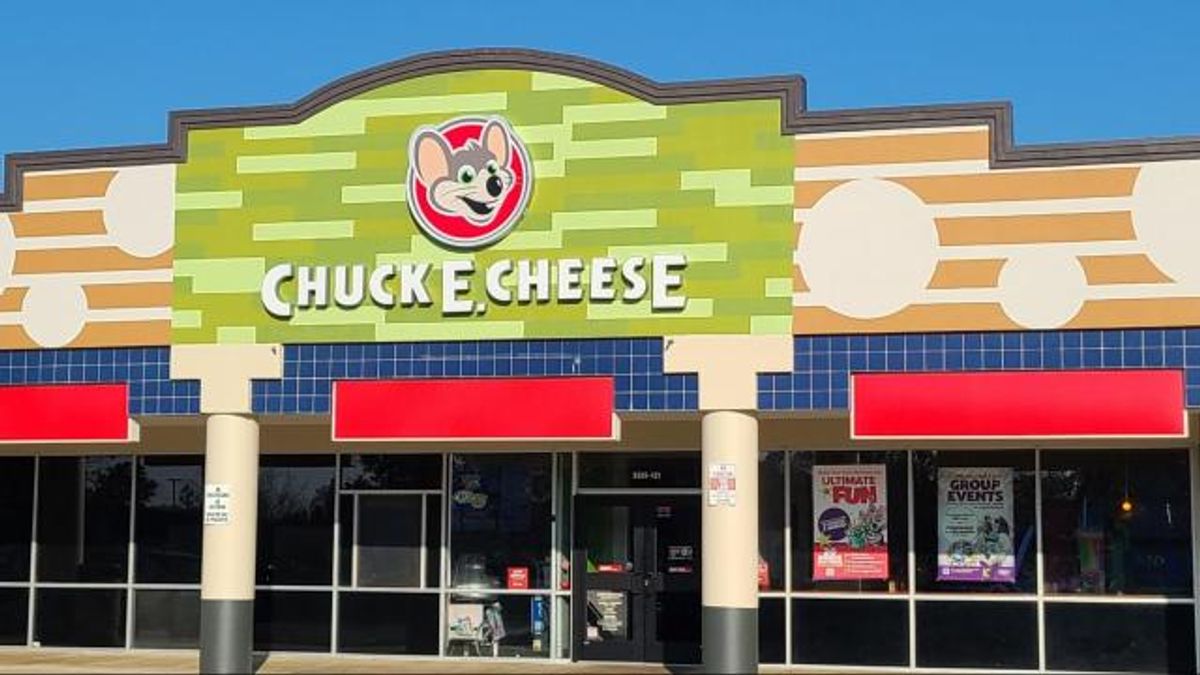 Chuck E. Cheese is opening arcades for adults :: WRAL.com