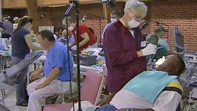 Dentists Spread Blessings Across State
