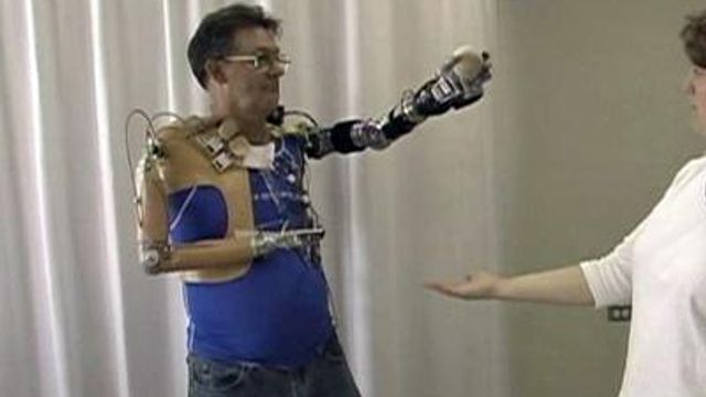 AAmputees learning to control limbs more precisely