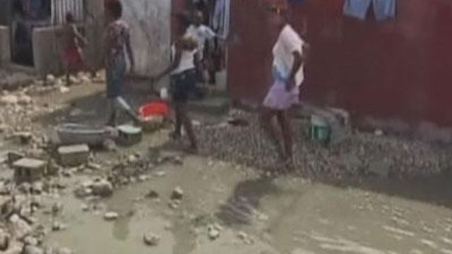 Haiti dealing with deadly cholera epidemic