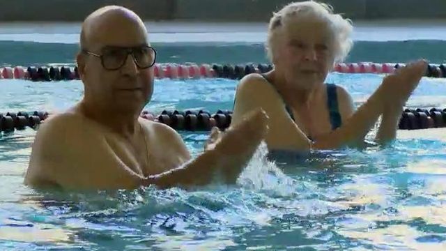 Osteoarthritis sufferers turn to water aerobics
