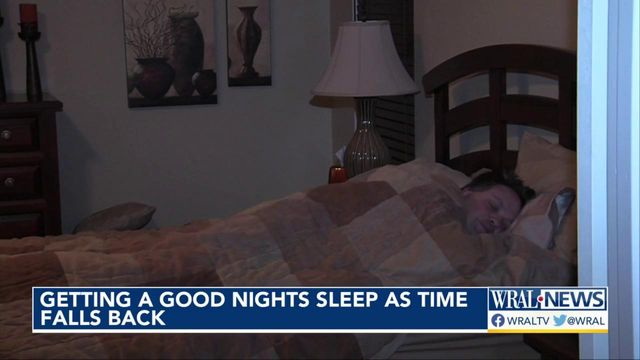 Getting a good night's sleep as time falls back