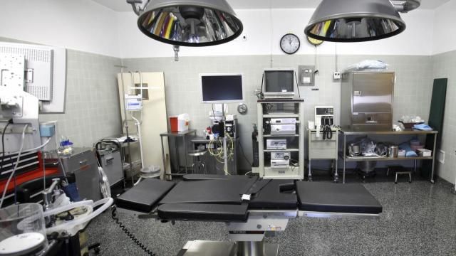 FILE - An operating room is seen in Calif., July 27, 2010. Hospitals must obtain written informed consent from patients before subjecting them to pelvic exams and exams of other sensitive areas — especially if an exam will be done while the patient is unconscious, the federal government said Monday, April 1, 2024. (AP Photo/Rich Pedroncelli, File) FILE - An operating room is seen in Calif., July 27, 2010. Hospitals must obtain written informed consent from patients before subjecting them to pelvic exams and exams of other sensitive areas — especially if an exam will be done while the patient is unconscious, the federal government said Monday, April 1, 2024. (AP Photo/Rich Pedroncelli, File)