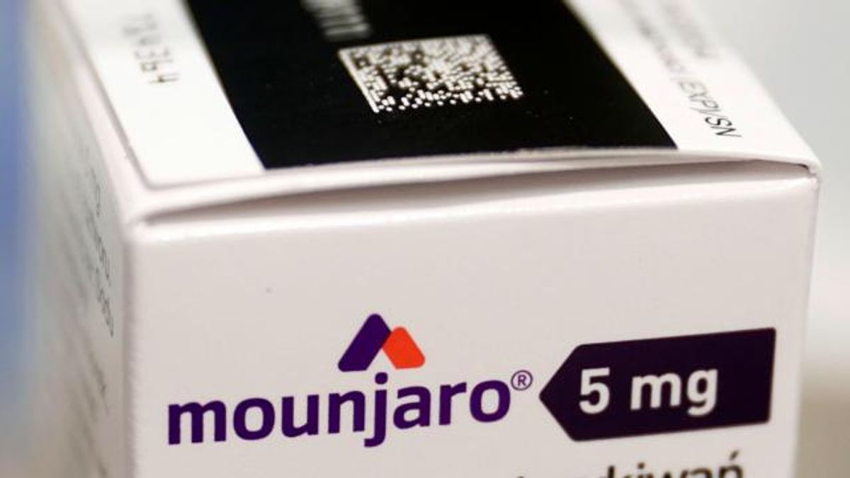 mounjaro semaglutide or tirzepatide Mounjaro leads to significantly more weight loss than Ozempic, study  suggests :: WRAL.com