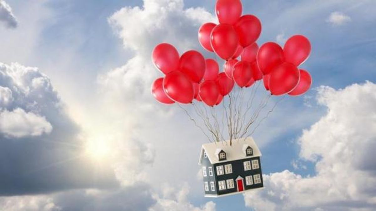 Photo by Simon Bratt/Shutterstock.com