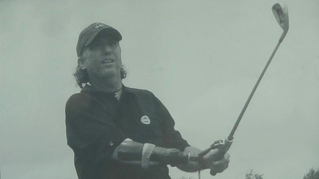 Losing arm doesn't deter golfer from the sport he loves