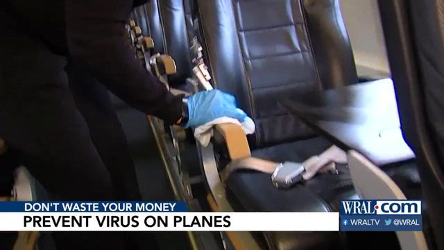Eight safety precautions if you're flying with kids during the COVID-19 pandemic