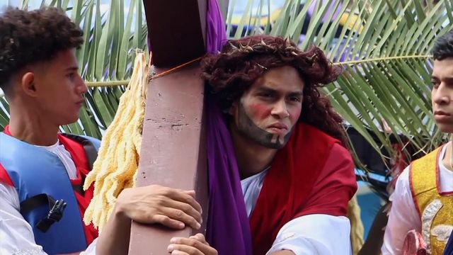 Holy Week celebrations take to the water in Nicaragua
