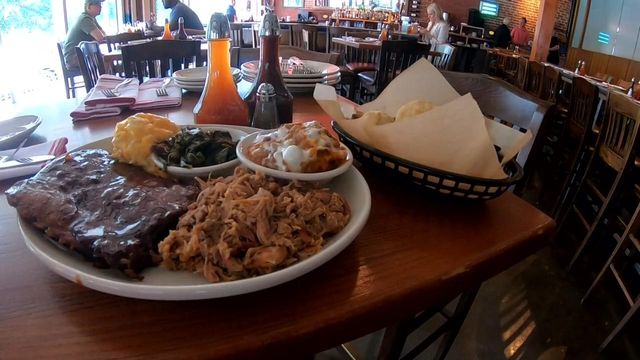 Tar Heel Traveler: The Pit serves up delicious barbecue in Raleigh