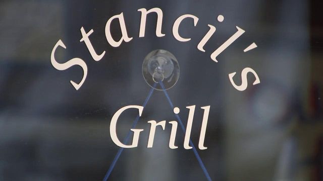 Tar Heel Traveler: Stancil's Grill in Johnston County 