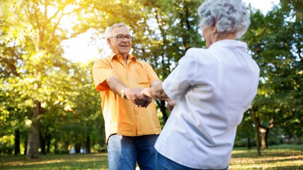 Cambridge : Spotlight : Senior Dating
