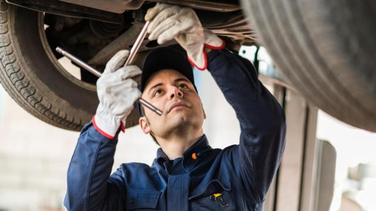Leith : Spotlight : Finding a mechanic
