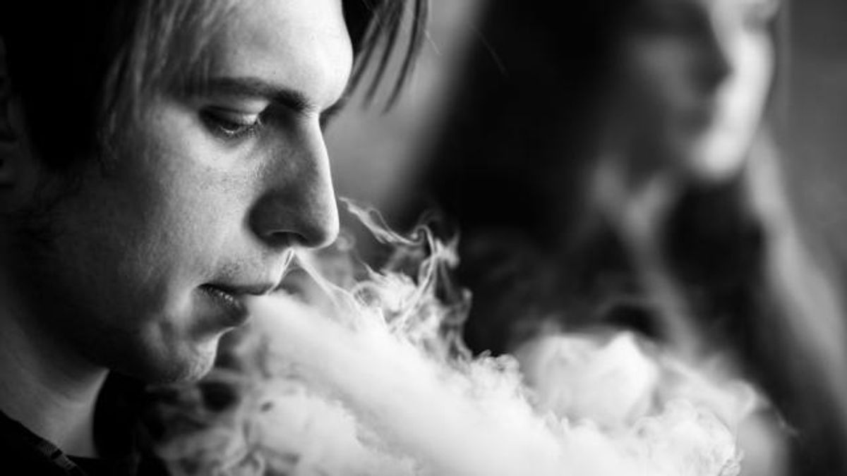 Whitley Law : Spotlight : Teens Vaping
