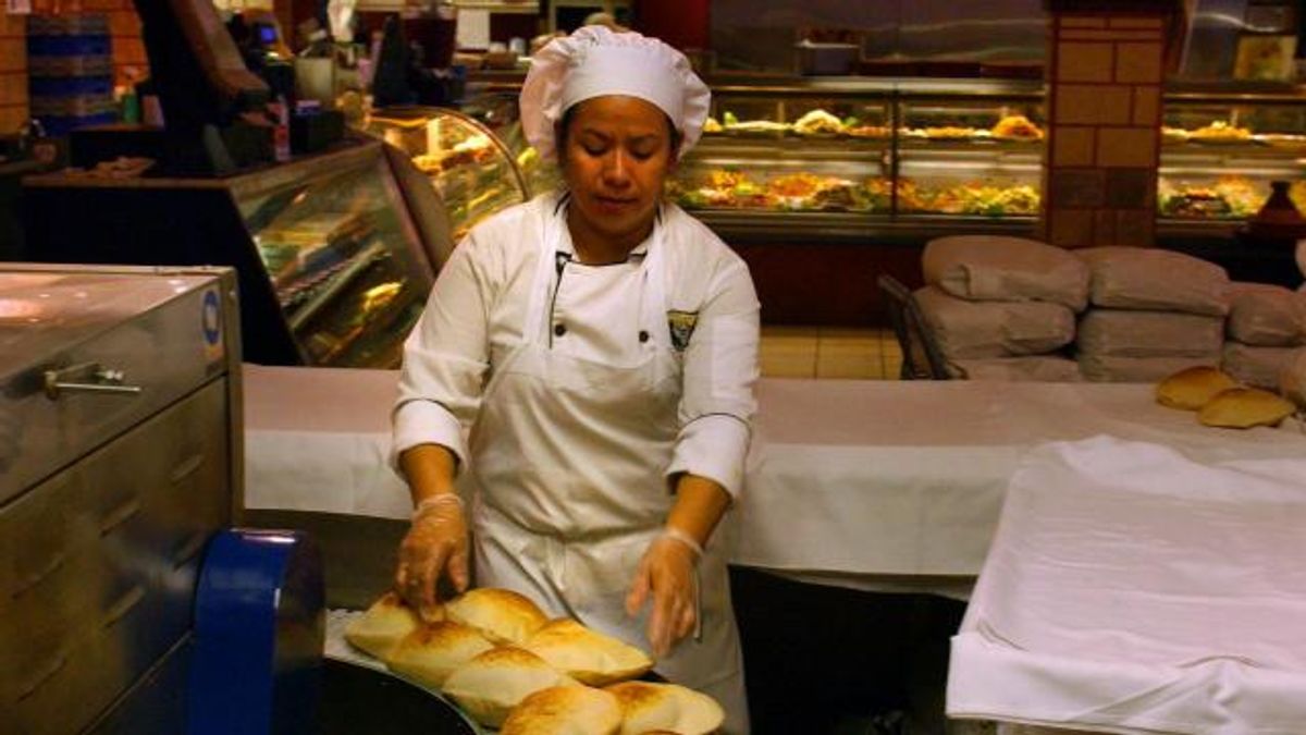 Chapel Hill CVB:Spotlight:Med Deli