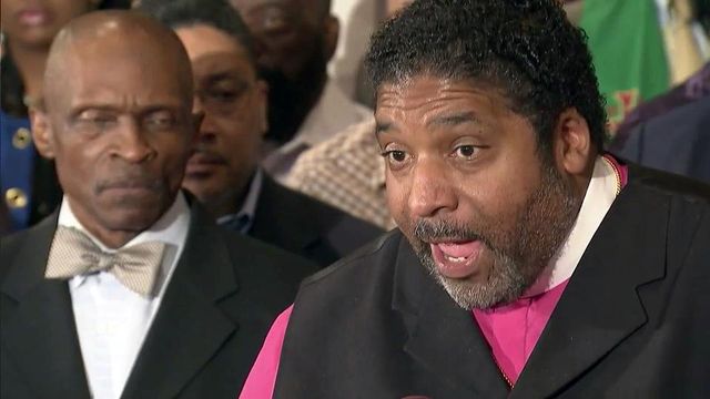 5/11: NC NAACP president Barber announces plans to step down