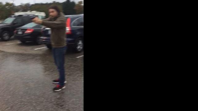 Raw: Man pulls gun on couple in Cary parking lot