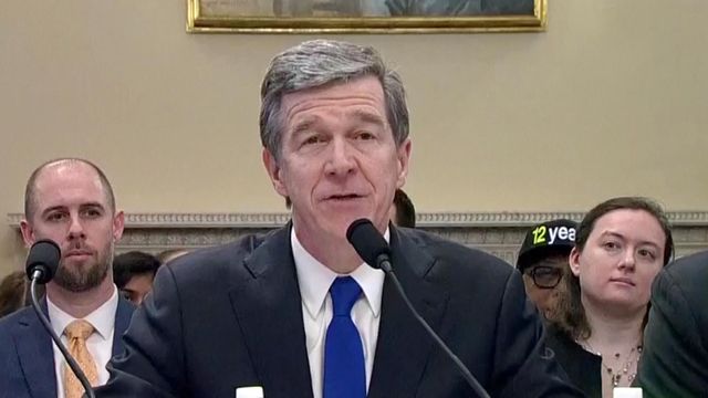 Cooper discusses climate change in DC