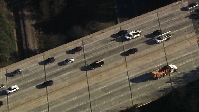 Entire direction of I-440 closed in Raleigh