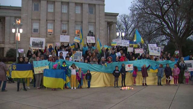 Triangle-based Ukrainians gather in downtown Raleigh 