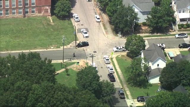 Sky 5 flies over Durham shooting, car appears to have crashed