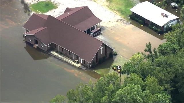Sky 5 flies over some of the worst flooding in southern NC