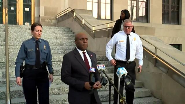 Kansas City police discuss fatal shooting near Chiefs' Super Bowl parade