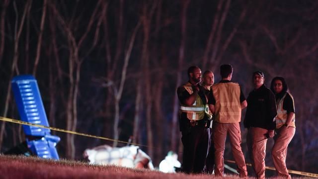 Emergency officials work the scene of a fatal small plane crash alongside Interstate 40 near mile marker 202, Monday, March 4, 2024, in Nashville, Tenn. (AP Photo/George Walker IV) Emergency officials work the scene of a fatal small plane crash alongside Interstate 40 near mile marker 202, Monday, March 4, 2024, in Nashville, Tenn. (AP Photo/George Walker IV)