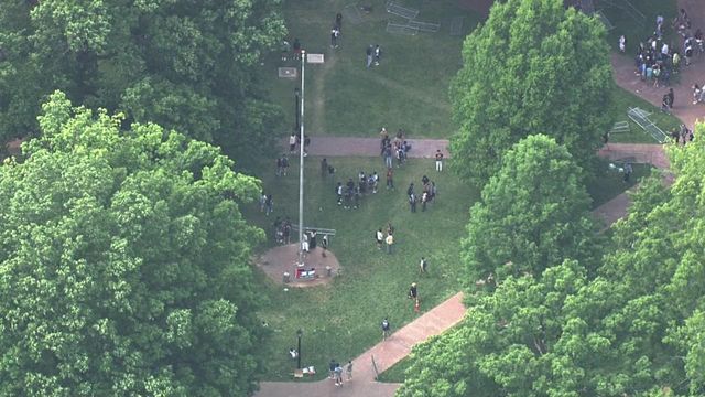 Sky 5 flies over pro-Palestinian demonstration on UNC-CH campus