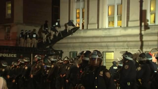 Police gathered to remove protesters from the Columbia University Campus.