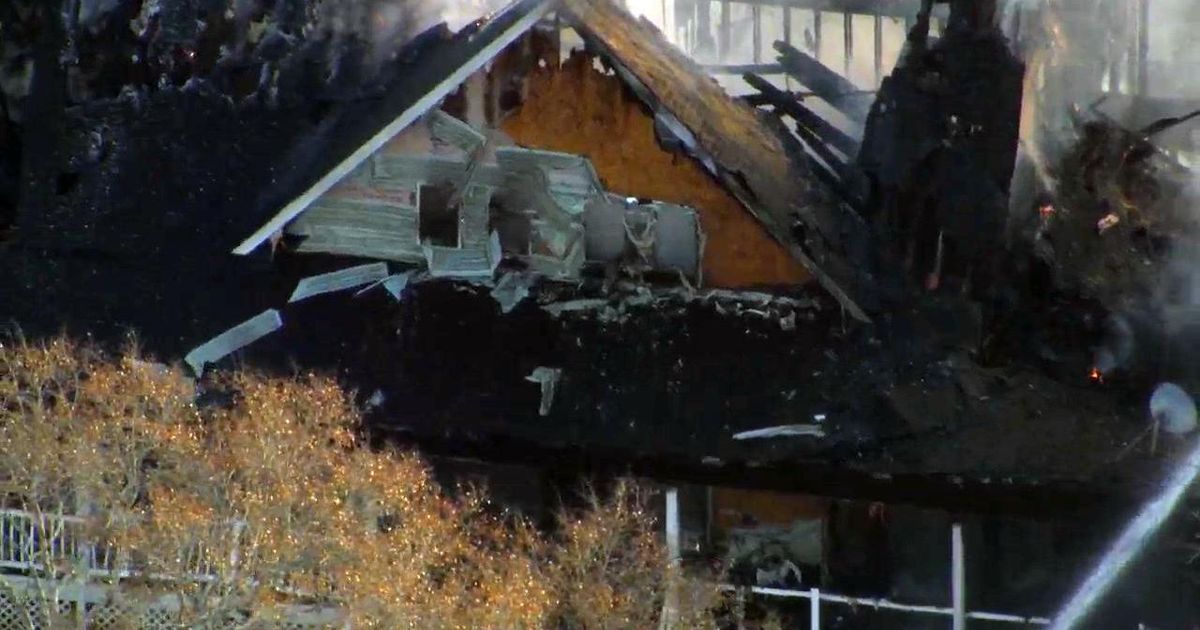 No one hurt in Christmas Eve home fire near Benson