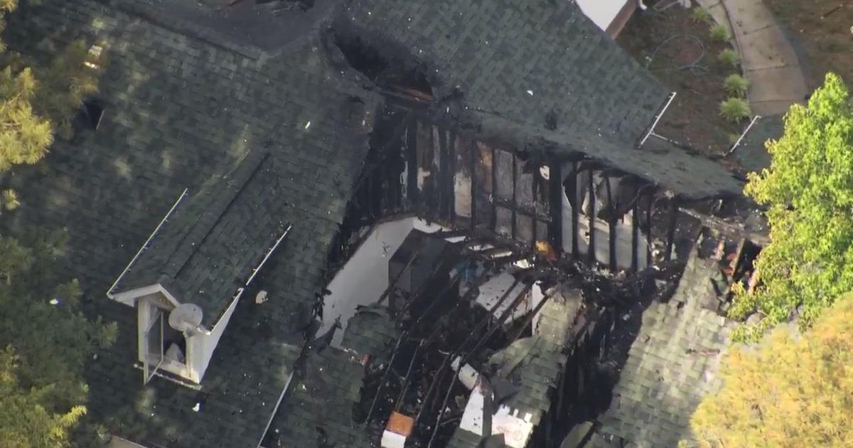 Raleigh fire crews investigate house fire