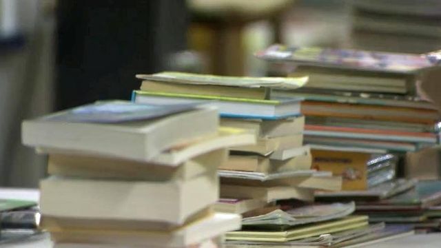 United Way partners with local organizations to bring books to kids