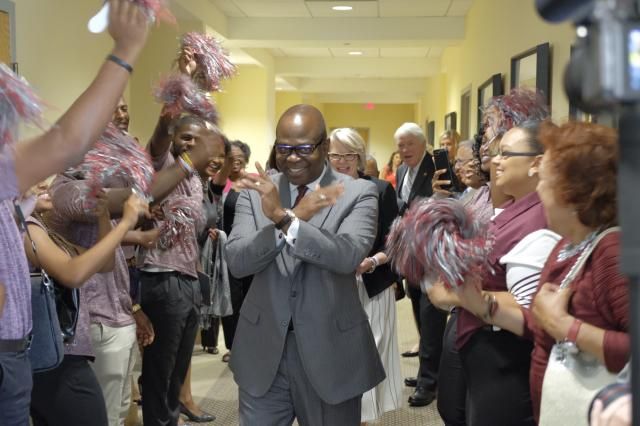 Dr. Johnson Akinleye