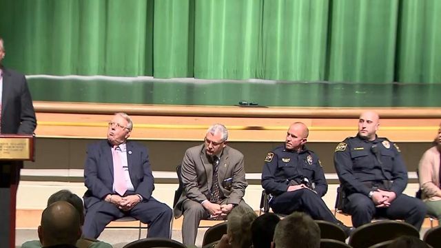 Parents discuss school safety with law enforcement