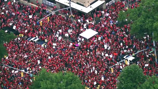 05/16/2018: Teachers, supporters take to the streets of downtown Raleigh