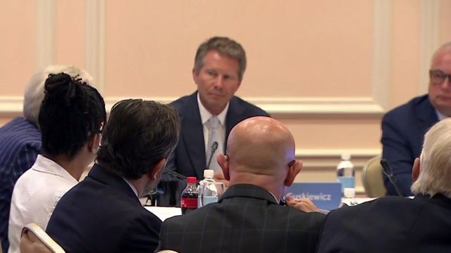 Chancellor's future not discussed at UNC-Chapel Hill board meeting