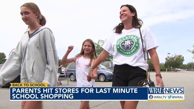 Parents hit the stores for last-minute Back to School shopping