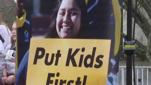 Editorial: Private school vouchers aren't blank checks. Accountability is a must.
