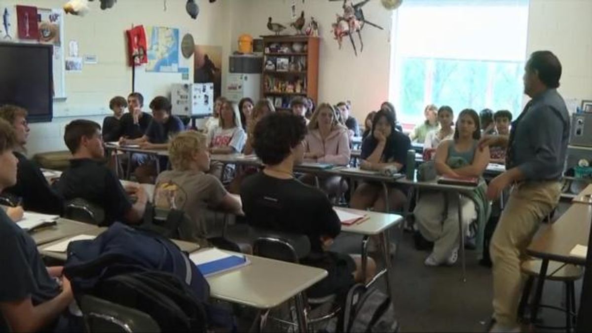 Wake County school leaders urge NC lawmakers to uphold HB10 veto for school vouchers