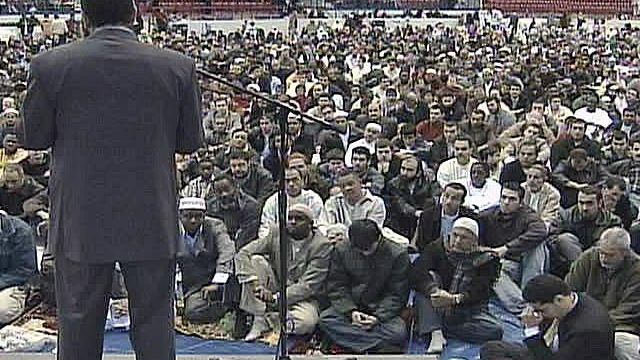 Triangle Muslims Pray for Peace After Saddam's Death