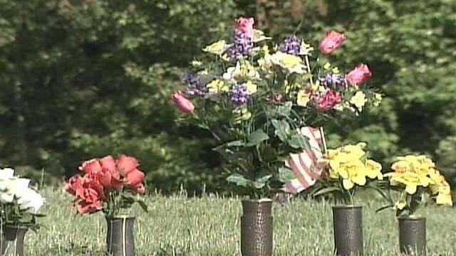 Thieves Strike Cemeteries for Metal Objects