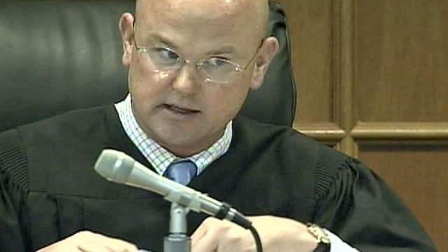 Bar Association Hopes to Help Public Judge Judges