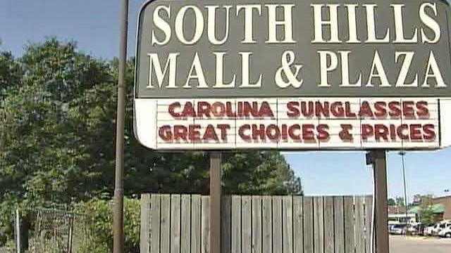 Cary Town Council Takes on Signs