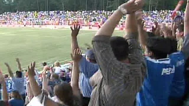 Soccer Fans Climb Trees to Catch RailHawks' Game