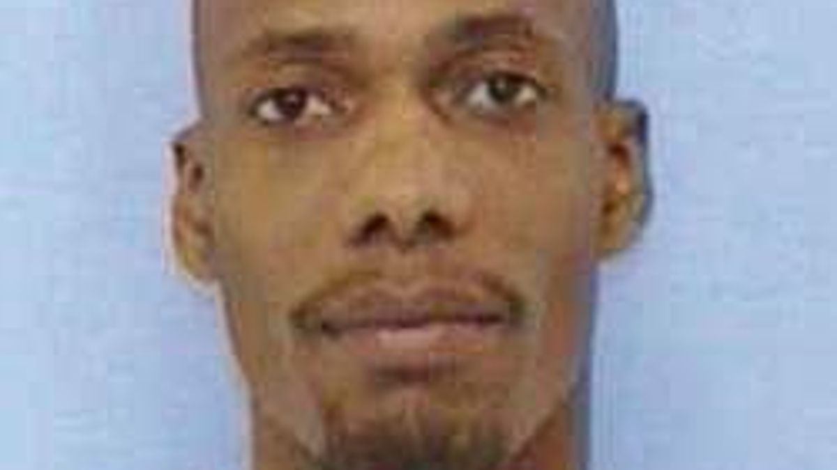 Phillip Thomas Williams, wanted in Cary ATM shooting